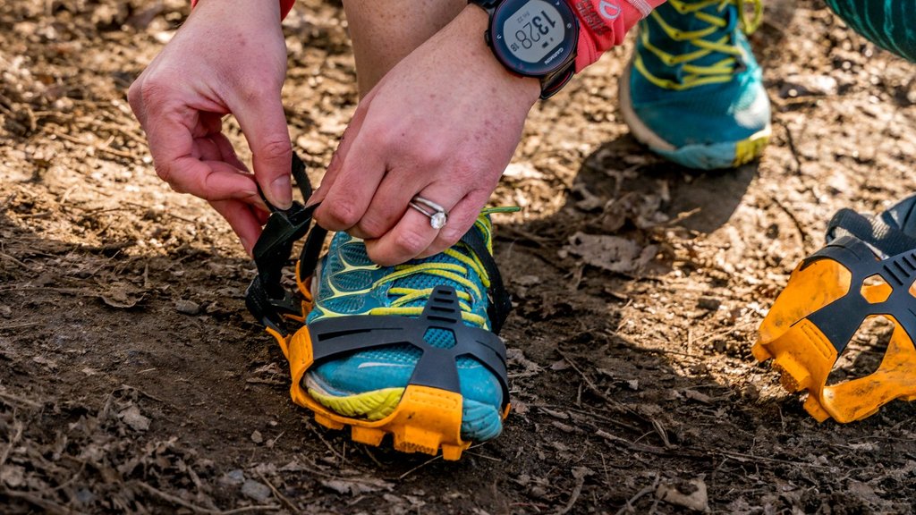 Mudpons - Obsessed With Hiking in Mud