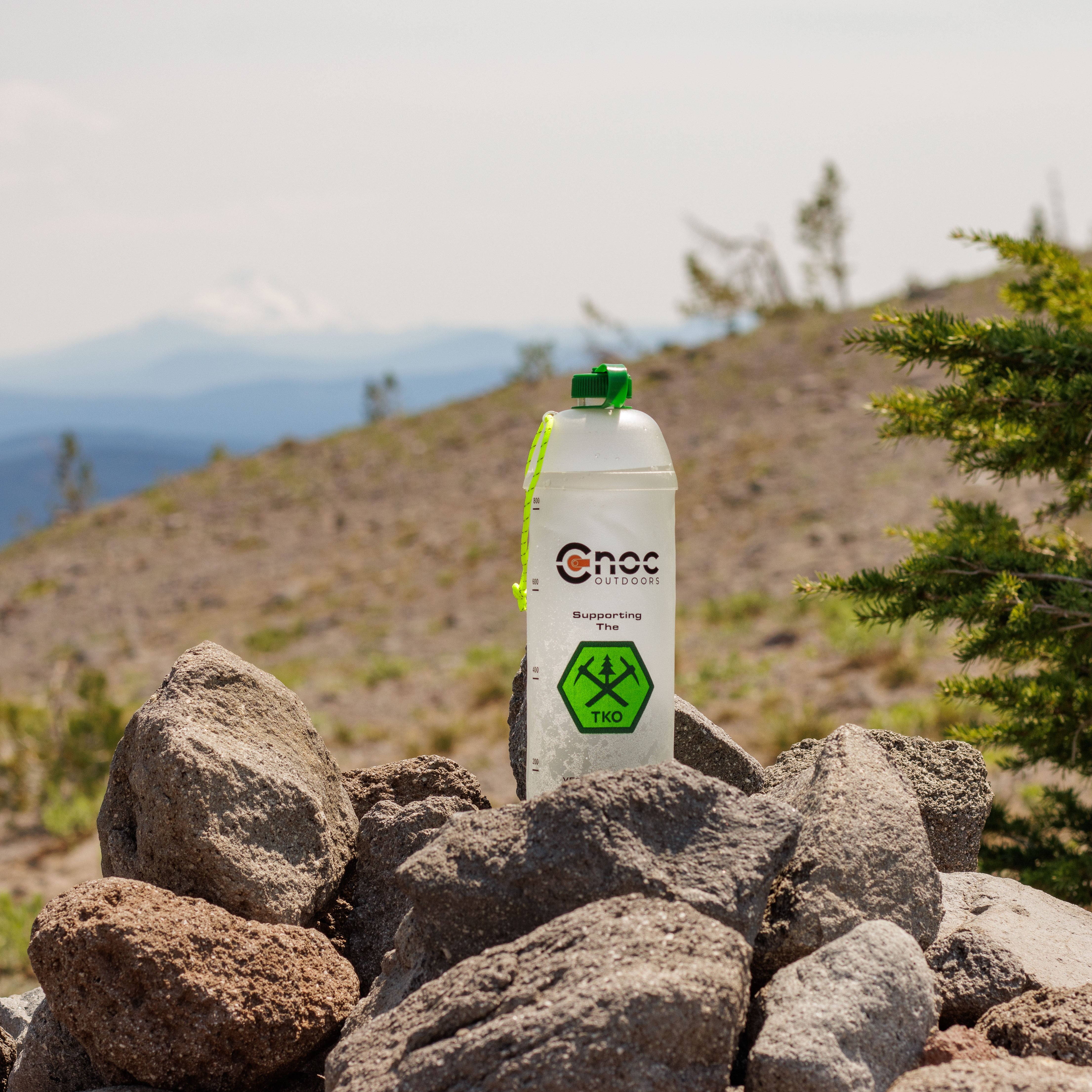 CNOC Outdoors Vesica Collapsible Bottle